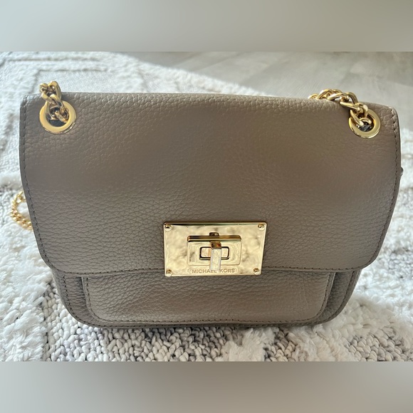 Michael Kors Sloan Small Shoulder Bag - Picture 1 of 16